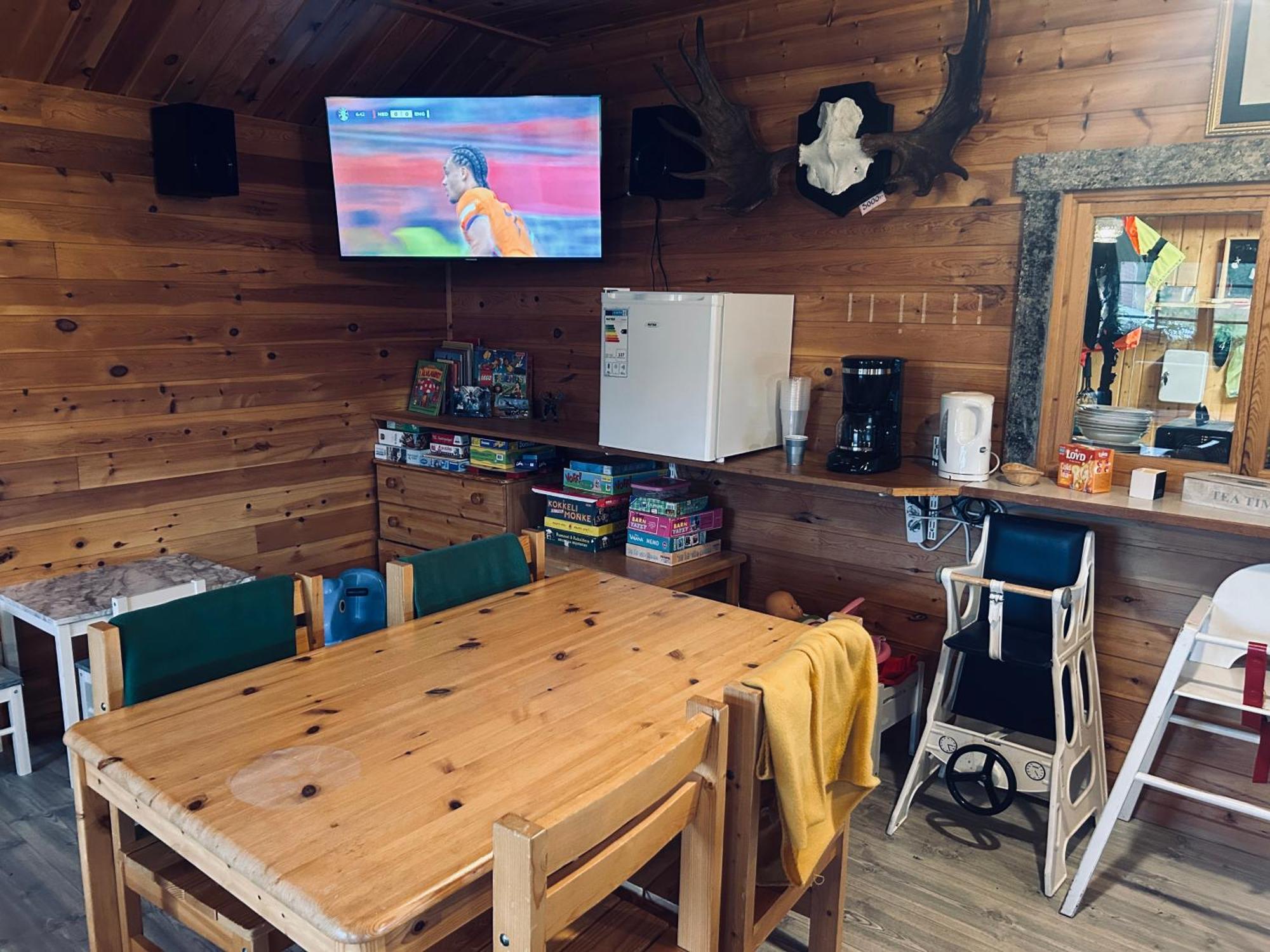 Piilijaervi Camping Єлліваре Екстер'єр фото